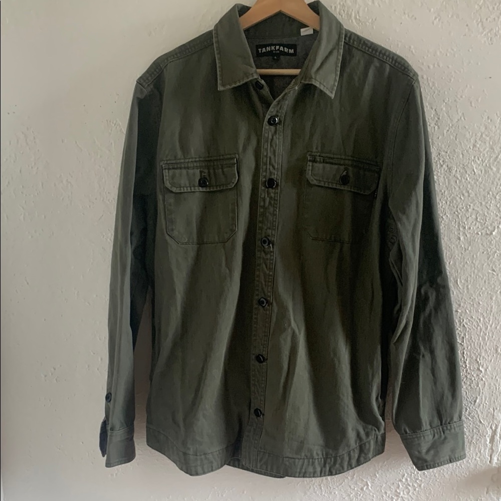 Tankfarm Olive Green Button Work Shirt/Jacket. Size Large. Excellent condition.